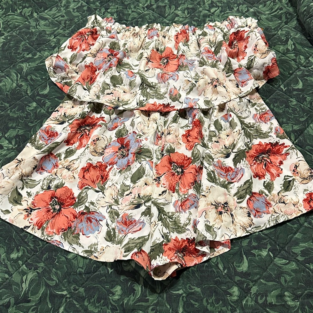 Strapless romper